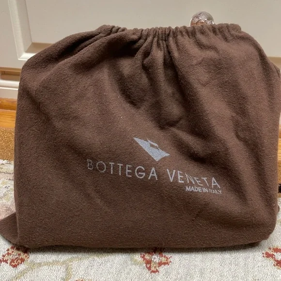 Black woven leather Bottega Veneta shoulder bag